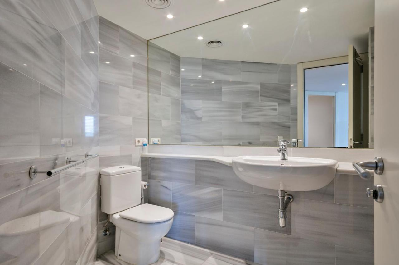 Апартаменты Alcam Llum Deluxe Барселона Экстерьер фото