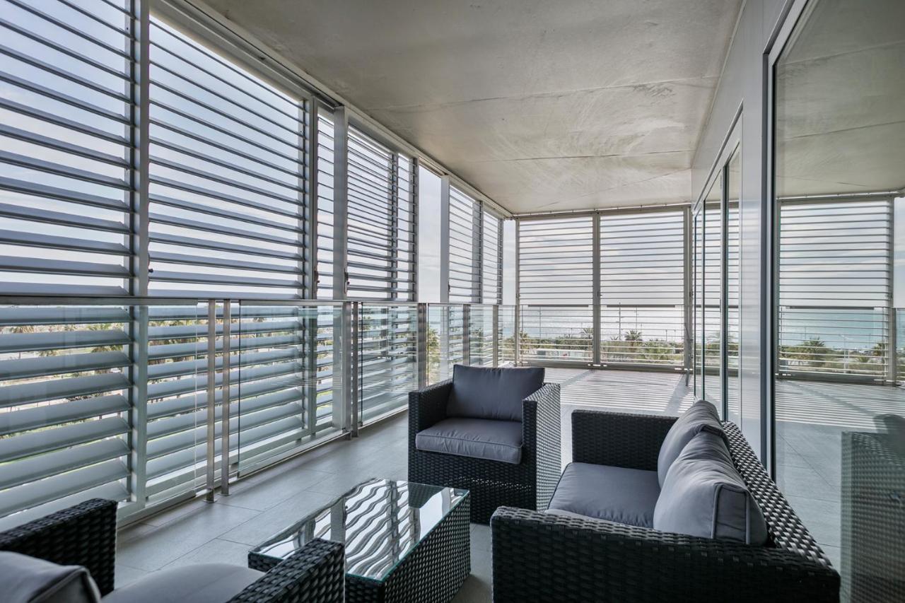Апартаменты Alcam Llum Deluxe Барселона Экстерьер фото